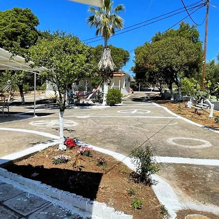 Village Holidays - Chelonaria * Chrani