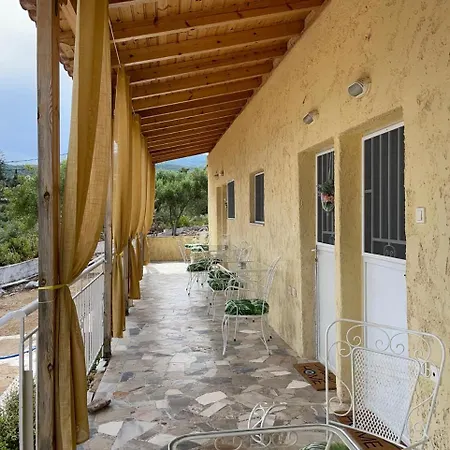 Village Holidays - Chelonaria