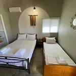 Village Holidays - Chelonaria *