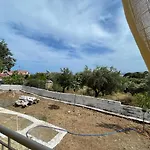 Village Holidays - Chelonaria *