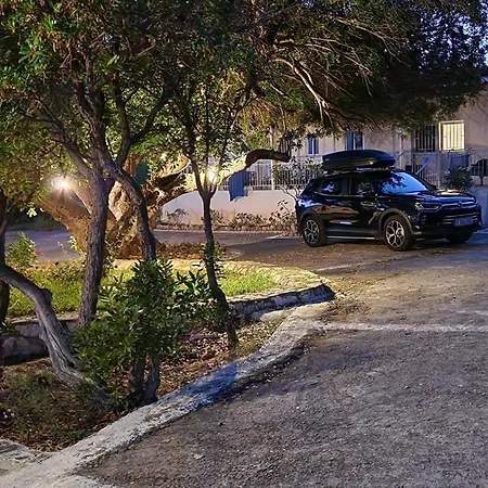 Village Holidays - Chelonaria アパート *