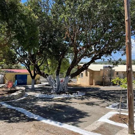 Village Holidays - Chelonaria