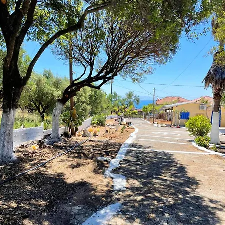 Apartment Village Holidays - Chelonaria Chrani