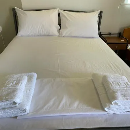 Village Holidays - Chelonaria Apartment *