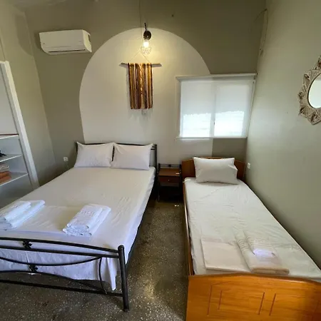 Village Holidays - Chelonaria *