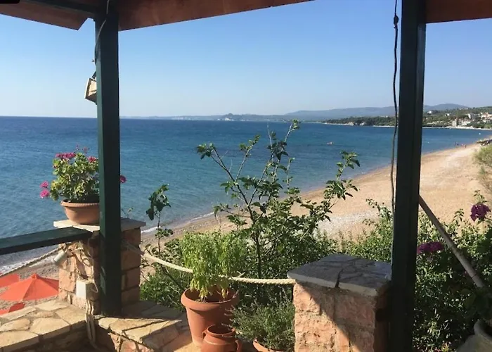 Village Holidays - Chelonaria *