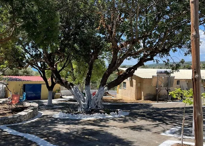 Village Holidays - Chelonaria