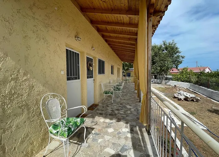 Village Holidays - Chelonaria